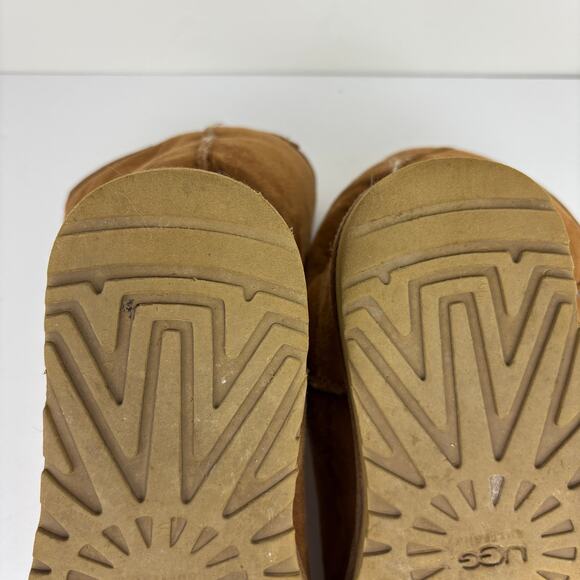 UGG Classic Short Boots Shearling Brown US 7 Y2K pull on - Picture 8 of 11